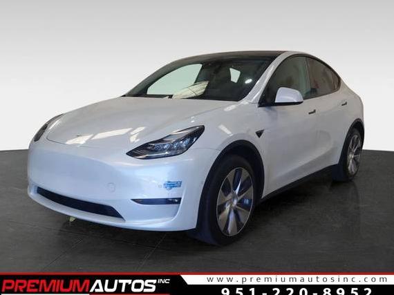 TESLA MODEL Y 2021 5YJYGDEE6MF271260 image